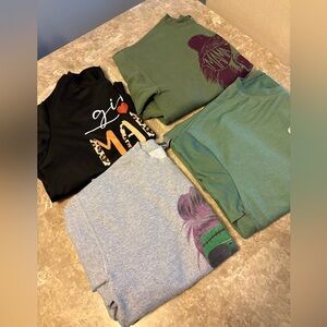 ✨Mom Sweatshirts Bundle/Lot of 4 -  Sm-M ✨